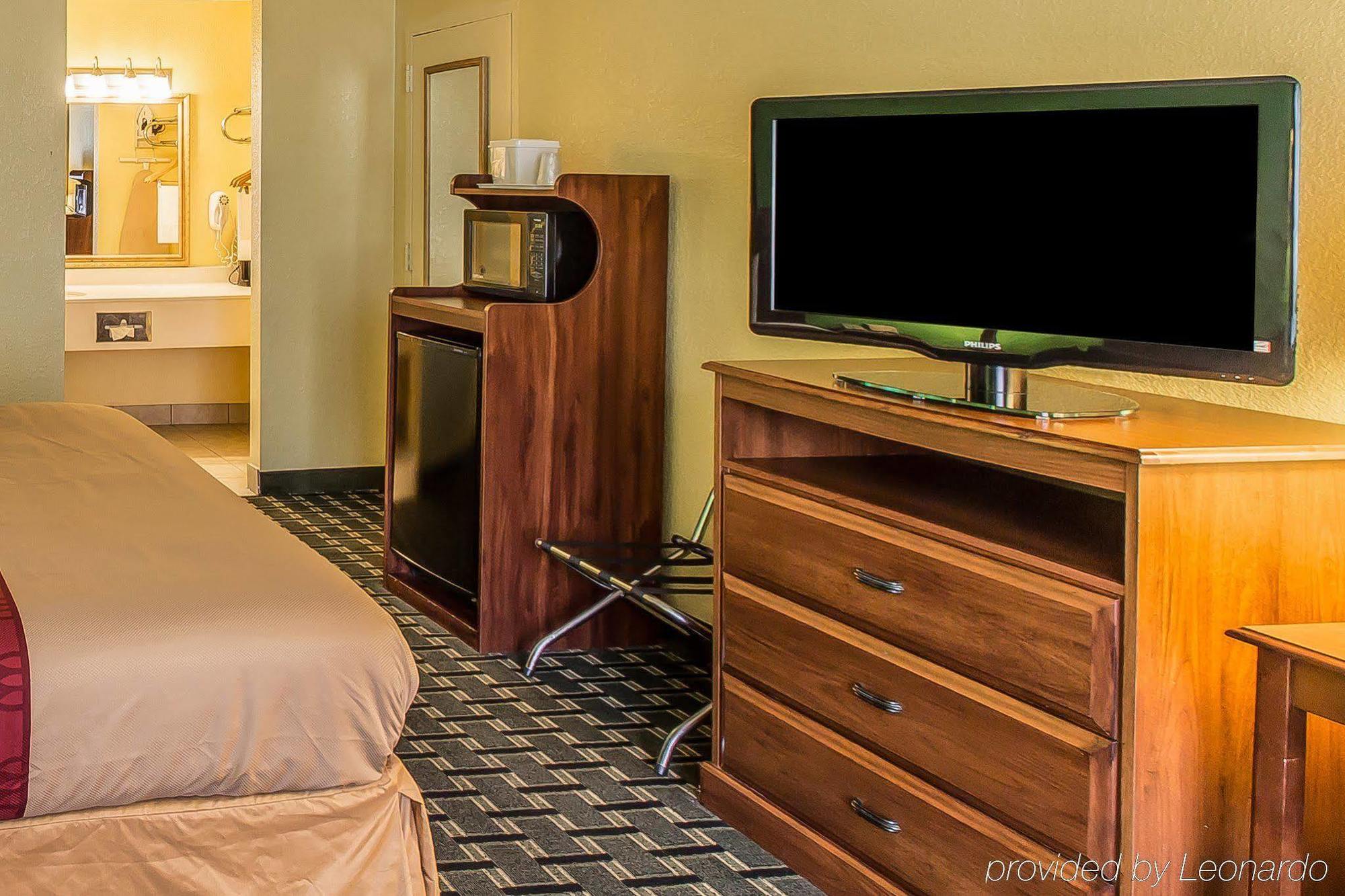 Econo Lodge Дуґлас Екстер'єр фото