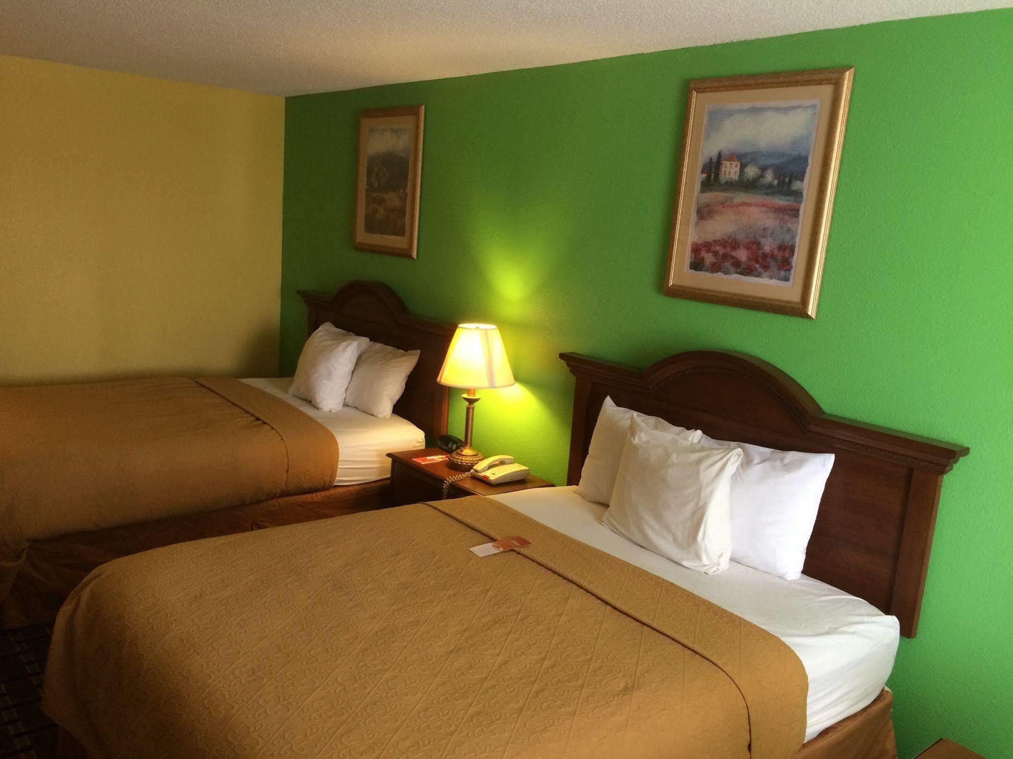 Econo Lodge Дуґлас Екстер'єр фото