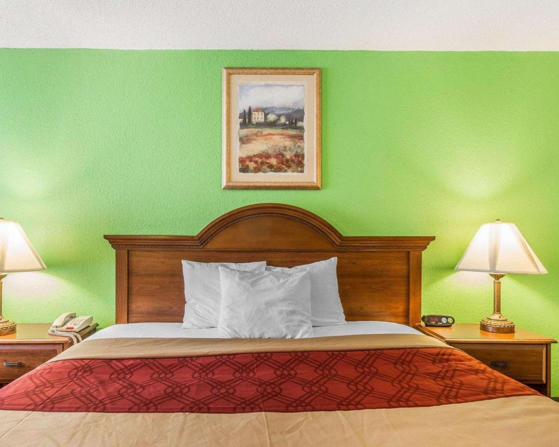 Econo Lodge Дуґлас Екстер'єр фото