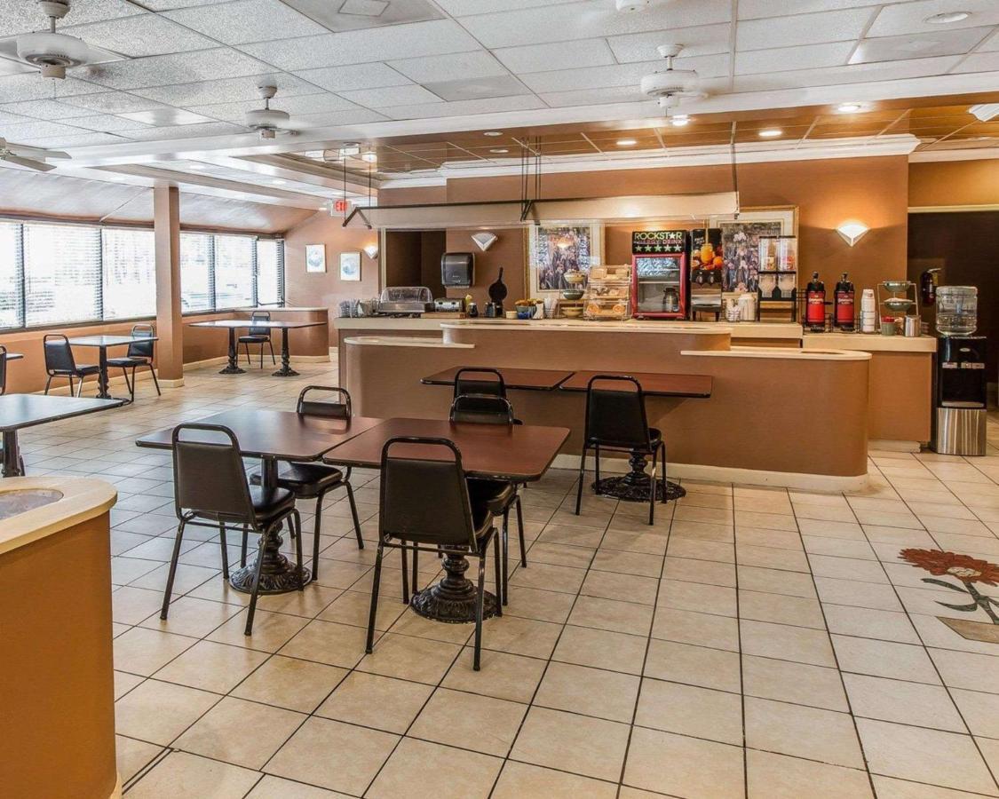 Econo Lodge Дуґлас Екстер'єр фото