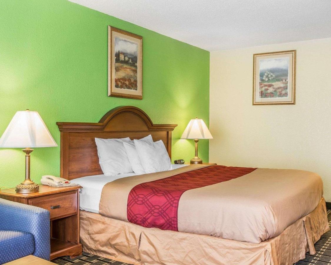 Econo Lodge Дуґлас Екстер'єр фото