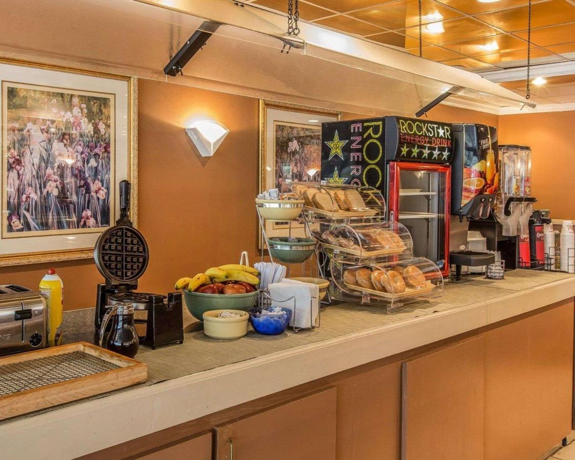 Econo Lodge Дуґлас Екстер'єр фото